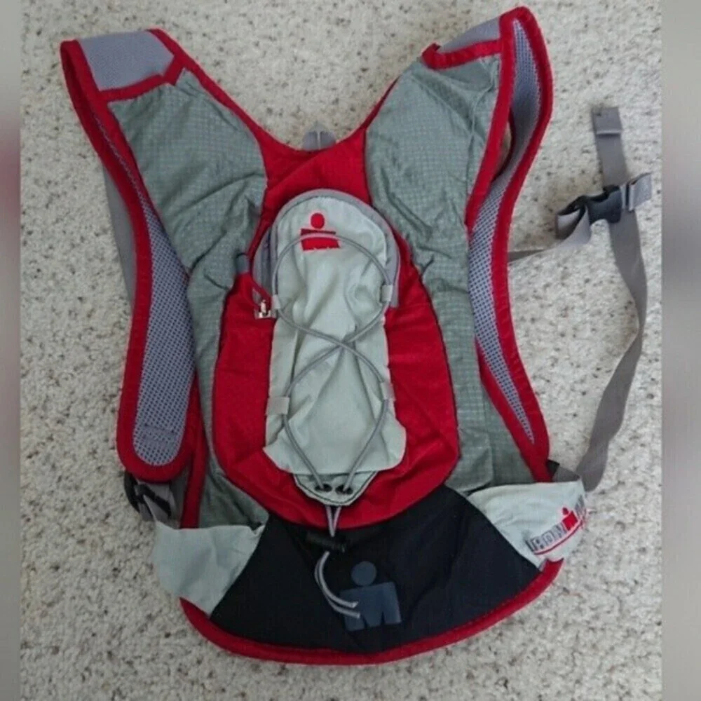 IRONMAN PRO HYDRATION PACK
